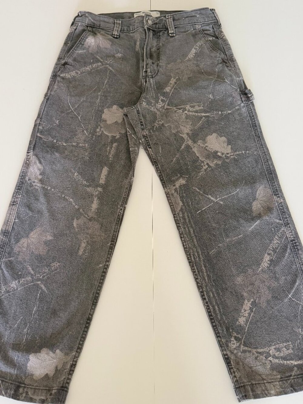 Hollister Mens Baggy Fit Gray Leaf Camo Carpenter Cargo Pants W32 L30 Casual